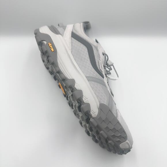 Vans MTE Crosspath XC Womens 8.5 Mens 7 Light Grey Hiking Shoes Vibram NEW